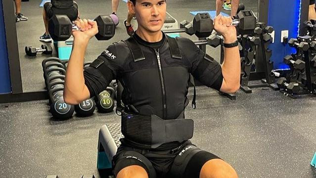 Image 3 from Peak Fitness - Wilton Manors partner gallery