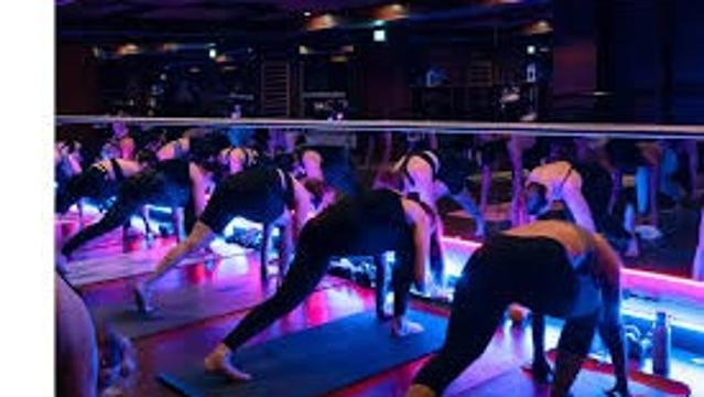 Image 1 de la galerie du partenaire Oxygen Yoga & Fitness - Scotia Plaza