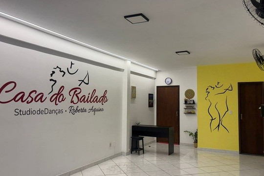 Imagem 1 da galeria do parceiro Casa do Bailado - Studio de Danças Roberta Aquino