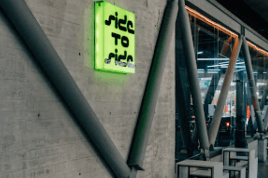 Imagen 2 de la galería del partner Side to side