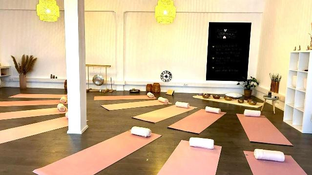 Bild 3 von Soul & Glow Yoga / Zentrum für Yoga und Entspannung Partnergalerie