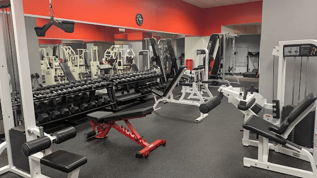 Image 3 from Phoenix Fitness at Blue Hill partner gallery