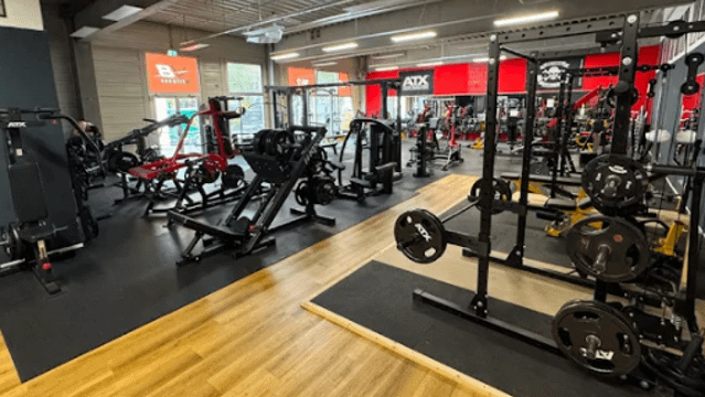 Bild 1 von v8 fitness Soest Partnergalerie