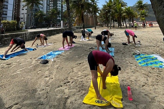 Imagem 2 da galeria do parceiro Escola de Yoga Mariana Huici