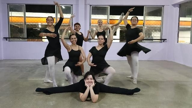 Imagem 1 da galeria do parceiro Studio Linda Bailarina de Dança