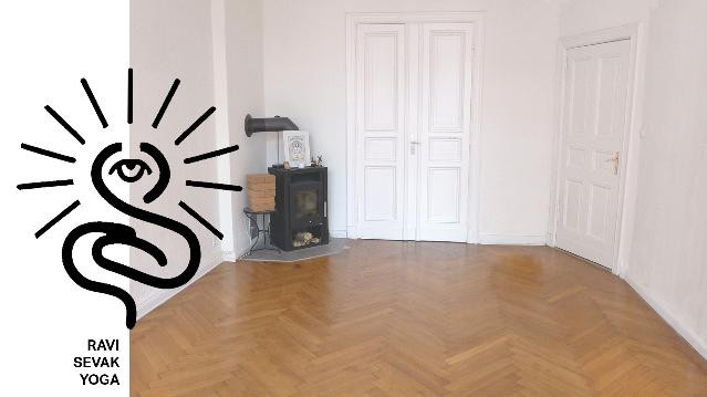 Bild 3 von RaviSevakYoga @ Hamsa Yoga, Charlottenburg Partnergalerie