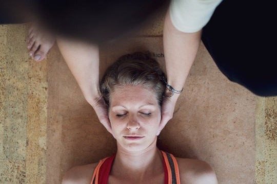 Bild 2 von Wolf Pack Yoga Partnergalerie