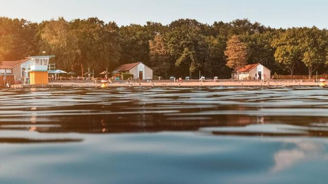 Bild 3 von Strandbad Wendenschloss Partnergalerie