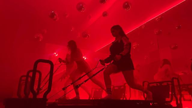 Image 1 from Studio á Go Go partner gallery