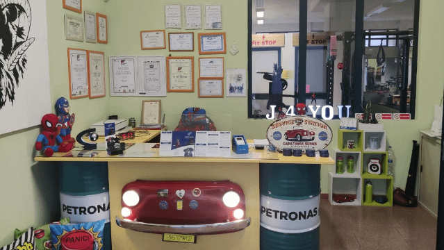 Immagine 2 dalla galleria del partner J4 You Garage Gym