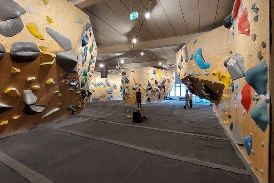 Bild 3 von Boulderklub Kreuzberg Boulderhalle Partnergalerie