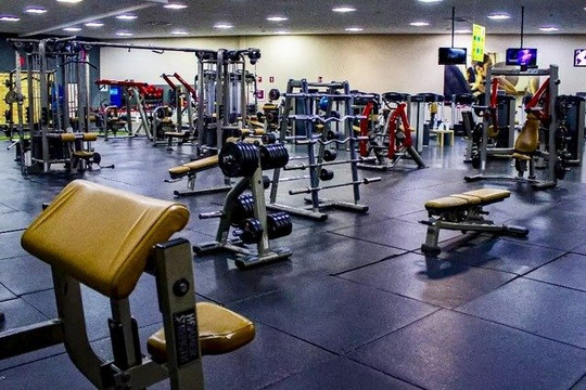 Imagen 1 de la galería del partner Lowfit Dos Hermanas