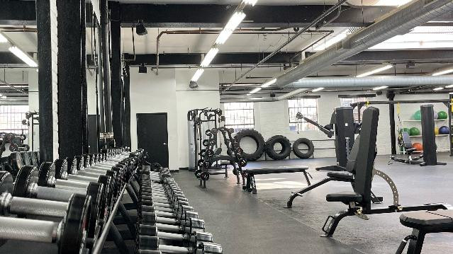 Image 2 from Sweat Fitness Queen Village partner gallery