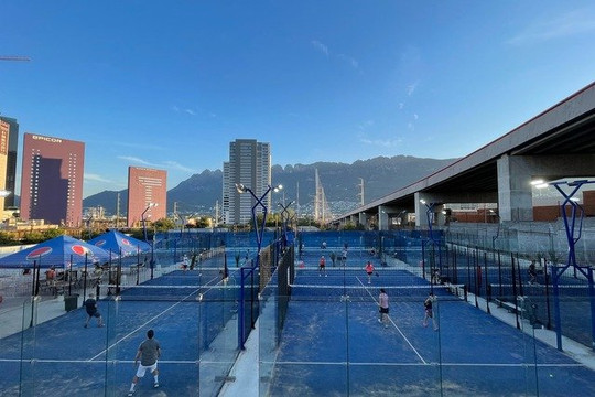 Imagen 3 de la galería del partner ATIRANTADO Padel Club
