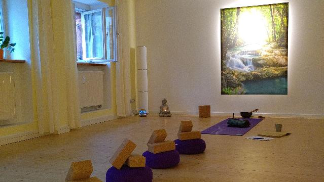 Bild 1 von Sunshine Yoga Dresden Pia Müller Partnergalerie