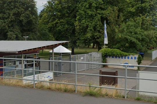 Bild 2 von Freibad Cossebaude Partnergalerie