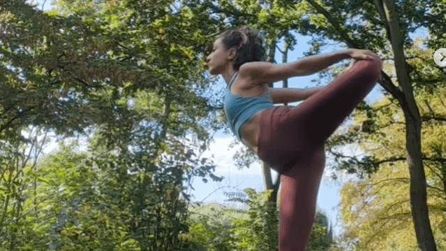 Bild 3 von Outdoor Morning Yoga Forckenbeckplatz-Thaerstraße Partnergalerie