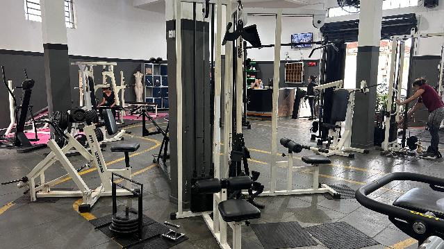 Imagem 3 da galeria do parceiro IRON FIT