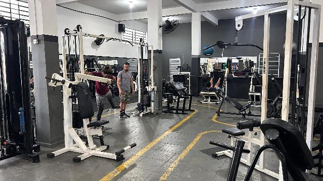 Imagem 1 da galeria do parceiro IRON FIT