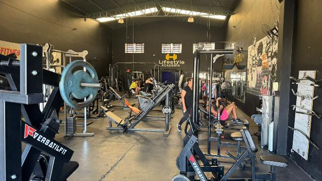 Imagem 3 da galeria do parceiro Life Style Academia