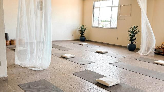 Imagem 1 da galeria do parceiro Estúdio de Yoga Agatha Mendes