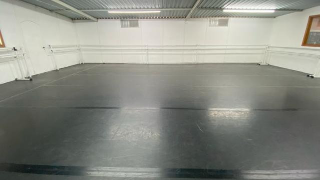 Imagem 1 da galeria do parceiro Uniu Escola de Dança, Movimento e Arte - Pompéia