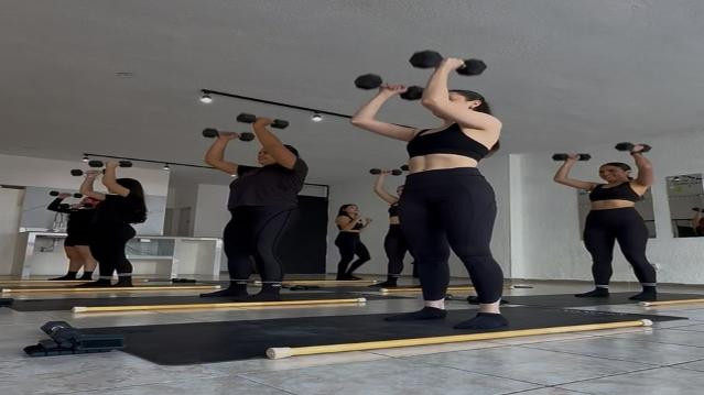 Imagen 3 de la galería del partner Gisselle FitStudio - Barralates & Pilates