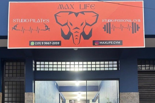 Imagem 2 da galeria do parceiro MAX LIFE Studio Personal GYM