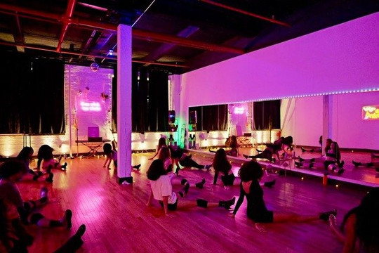 Image 1 from Free Mind, The Studio partner gallery