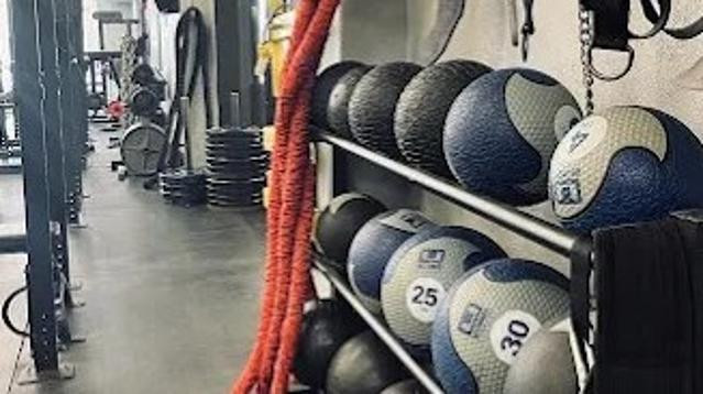 Image 3 from Garage Gym - Amherstburg partner gallery