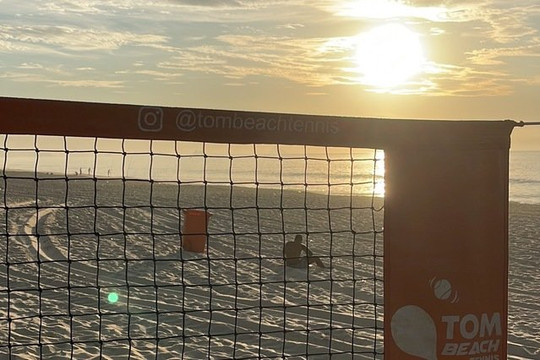 Imagem 3 da galeria do parceiro Tom Beach Tennis - Recreio Posto 9