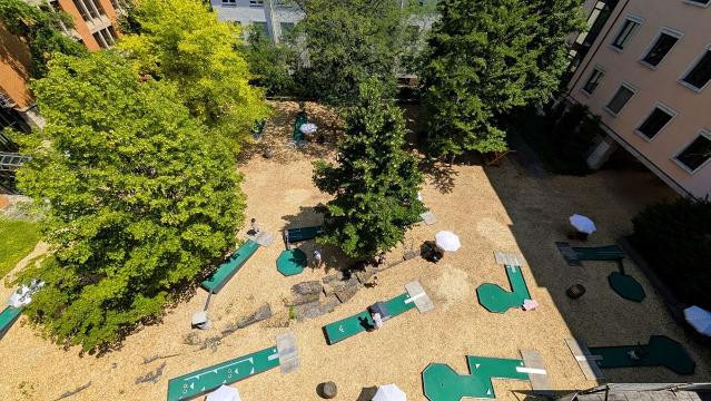 Bild 2 von YogaThrive x Feuersee Open Partnergalerie