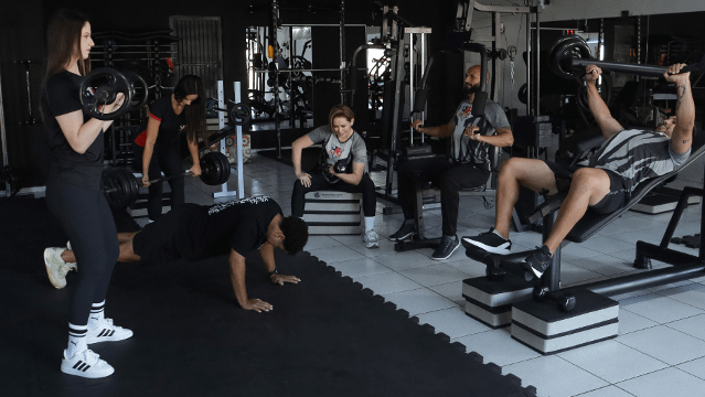 Imagem 1 da galeria do parceiro F&R Fit Centro de Treinamento