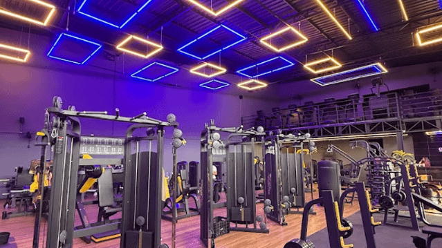 Imagem 1 da galeria do parceiro Academia Golden Fit - Vila Suíça Francisco Morato