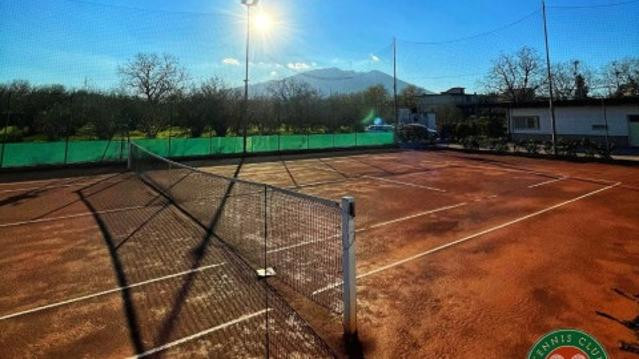 Immagine 2 dalla galleria del partner Tennis Club Catapano