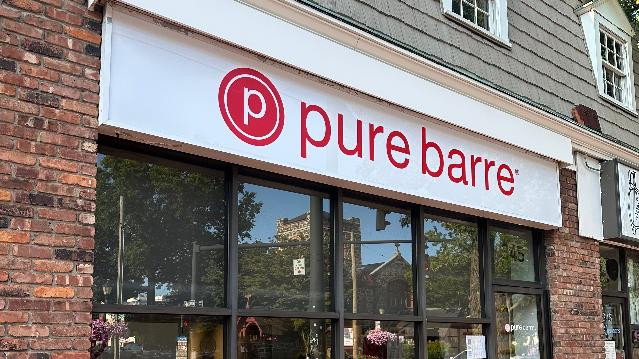 Image 2 from Pure Barre Huntington partner gallery