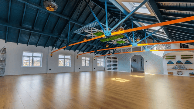 Image 2 from HIGHVIBE partner gallery