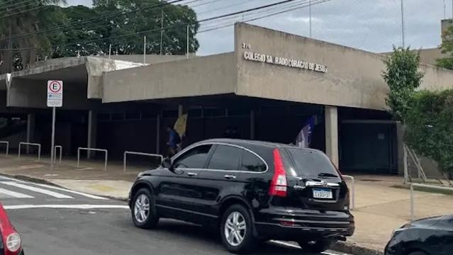 Imagem 2 da galeria do parceiro Jogar Capoeira - Escola de Capoeira Integral
