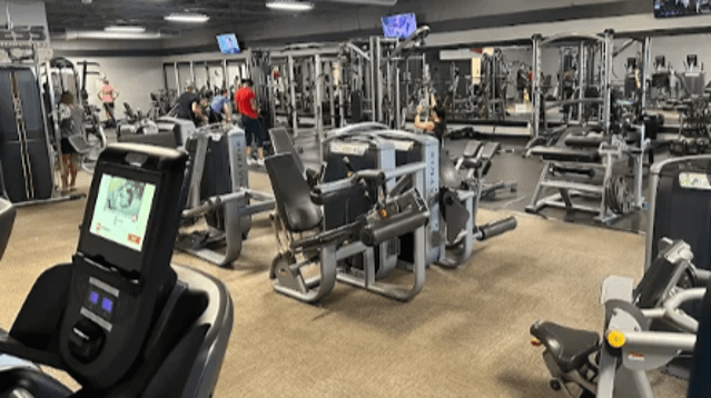 Image 3 from LIV Fitness partner gallery
