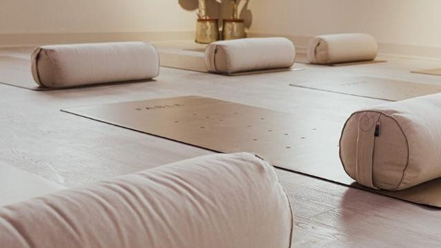 Image 3 from The studio on burton road partner gallery