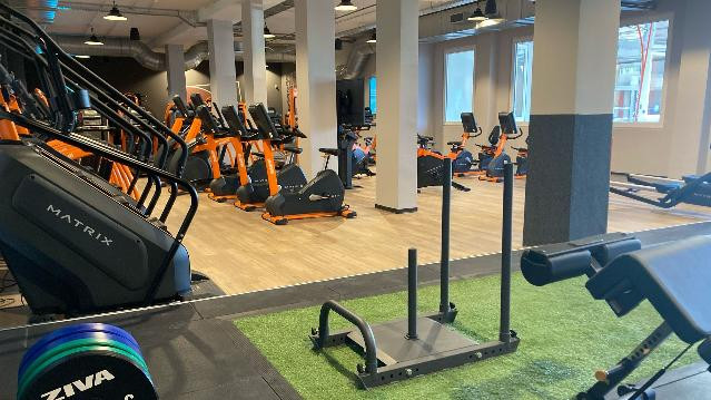 Bild 1 von Basic-Fit Frankfurt am Main Grüneburgweg 58 Partnergalerie