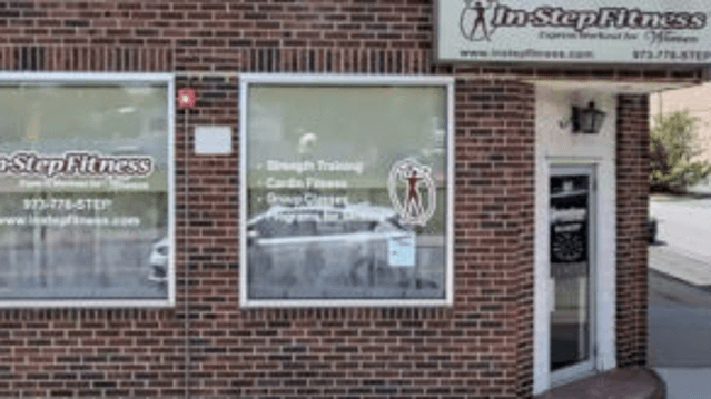 Image 2 from Salsa AeroBics partner gallery