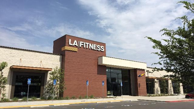 Image 2 from LA Fitness - BELLEVUE/KELSEY CREEK partner gallery