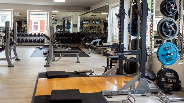 Bild 3 von ON STAGE in Wandsbek Partnergalerie