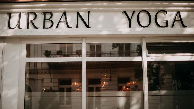 Bild 1 von Urban Yoga Hamburg Partnergalerie