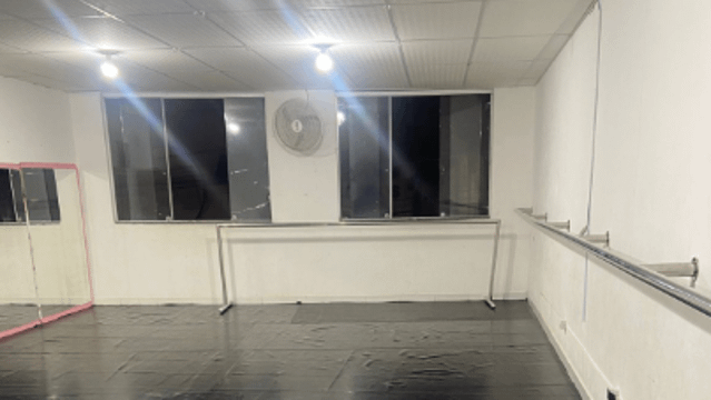 Imagem 2 da galeria do parceiro Studio Baillare Escola de Ballet Clássico