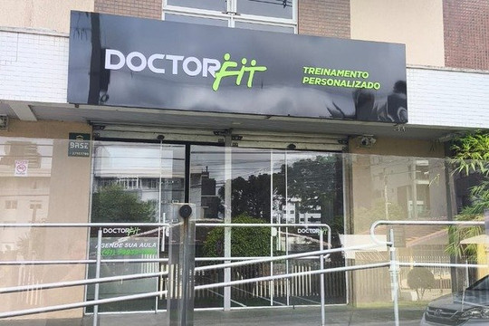 Imagem 2 da galeria do parceiro DoctorFit Curitiba - Unidade Bigorrilho