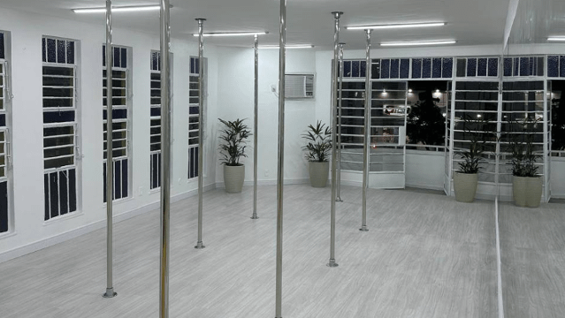 Imagem 2 da galeria do parceiro Cromo Pole Studio