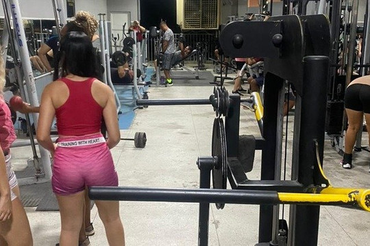 Imagem 3 da galeria do parceiro academia evolução