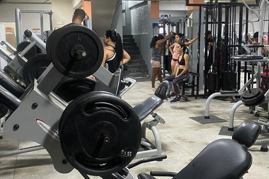 Imagem 1 da galeria do parceiro academia evolução